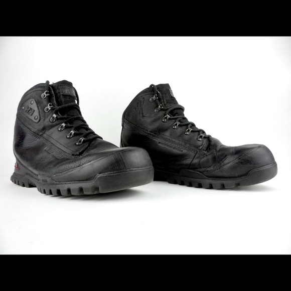 Helly Hansen Boots - Picture 5 of 9